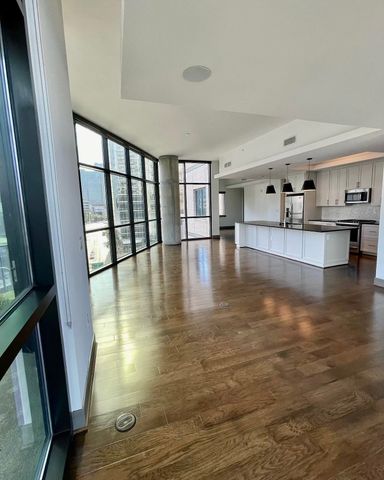 2323 N Akard Street 1501, Dallas, TX 75201