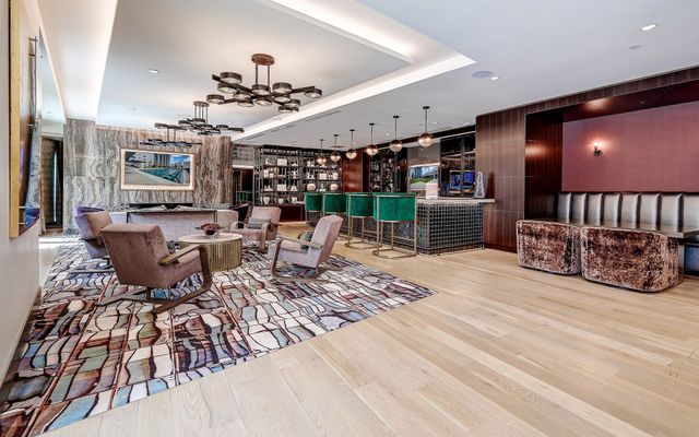 2323 N Akard Street 1501, Dallas, TX 75201