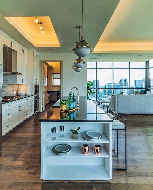 2323 N Akard Street 1501, Dallas, TX 75201