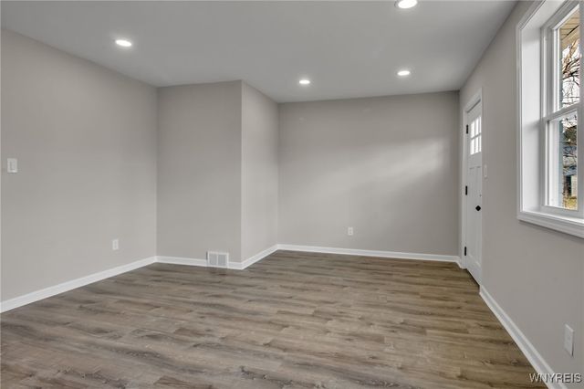 24 Commercial Street, Hamburg, NY 14219