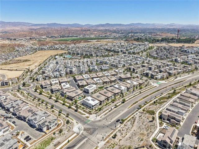 27262 Narrowleaf Willow Lane, Valencia, CA 91381