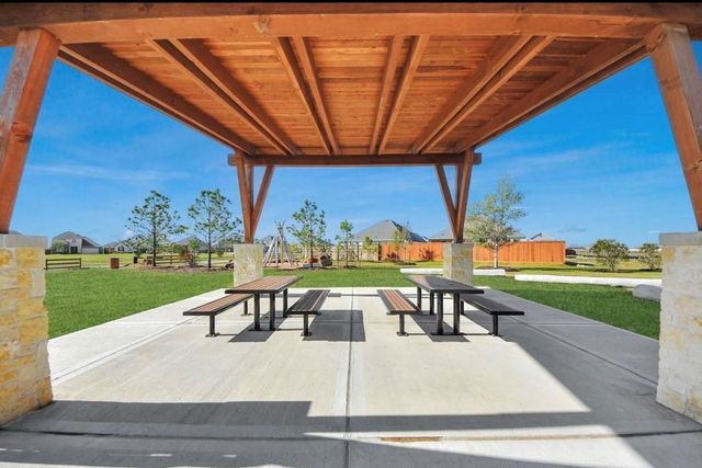 1031 Garnet Rain Circle, Beasley, TX 77417