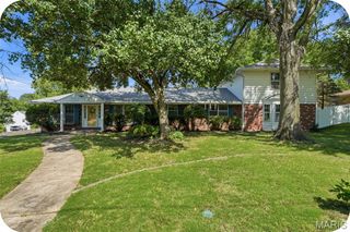 8700 S Laclede Station Road, Unincorporated, MO 63123