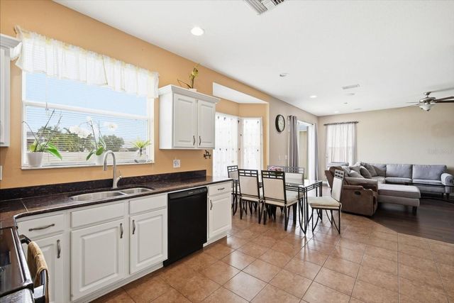 408 STONE BRIAR DRIVE, Ruskin, FL 33570