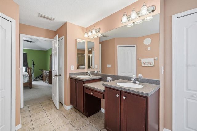 408 STONE BRIAR DRIVE, Ruskin, FL 33570