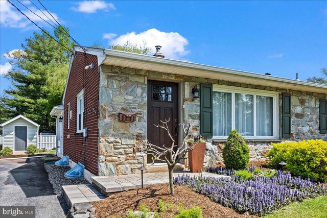 6281 CARPENTER ST, East Petersburg, PA 17520