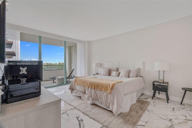 3400 SW 27th Ave 605, Miami, FL 33133