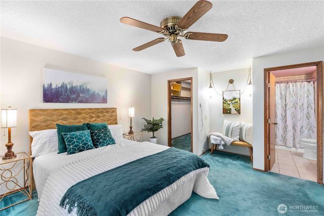 2222 NE Lexington Drive, Bremerton, WA 98311