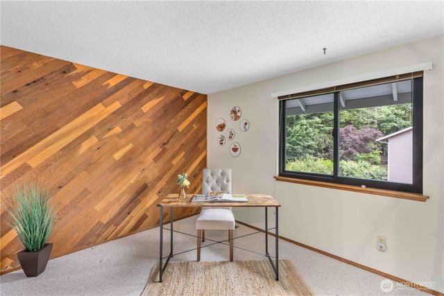 2222 NE Lexington Drive, Bremerton, WA 98311