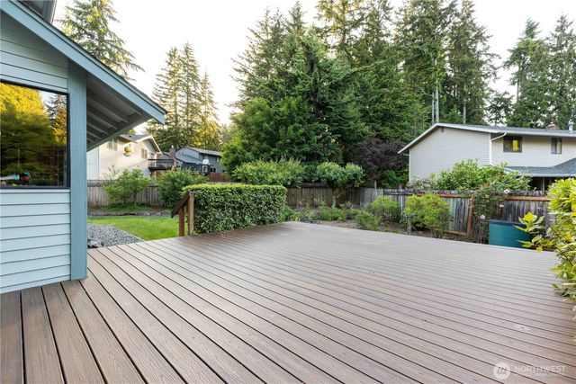 2222 NE Lexington Drive, Bremerton, WA 98311