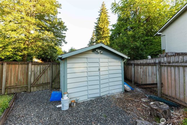 2222 NE Lexington Drive, Bremerton, WA 98311