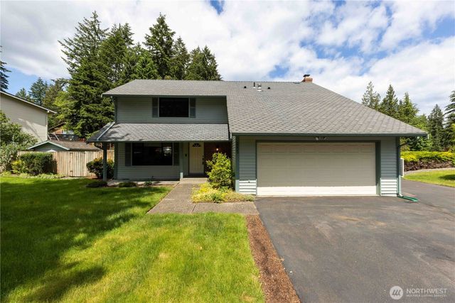 2222 NE Lexington Drive, Bremerton, WA 98311