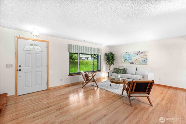 2222 NE Lexington Drive, Bremerton, WA 98311