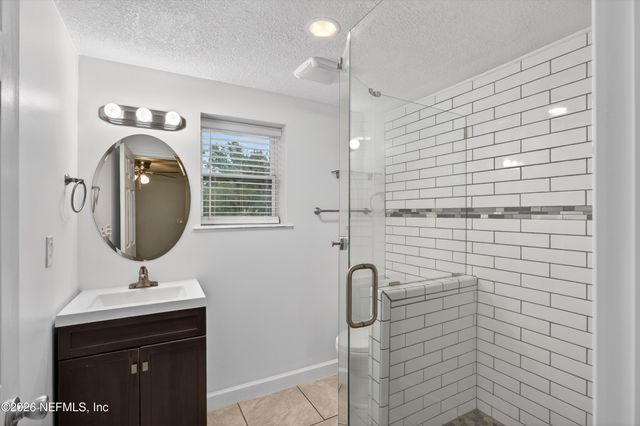 1619 HAMMOND Boulevard, Jacksonville, FL 32221