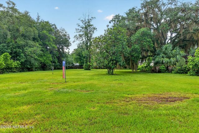 1619 HAMMOND Boulevard, Jacksonville, FL 32221