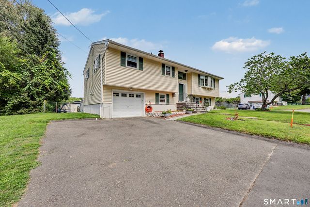 146 Manchester Avenue, Waterbury, CT 06705