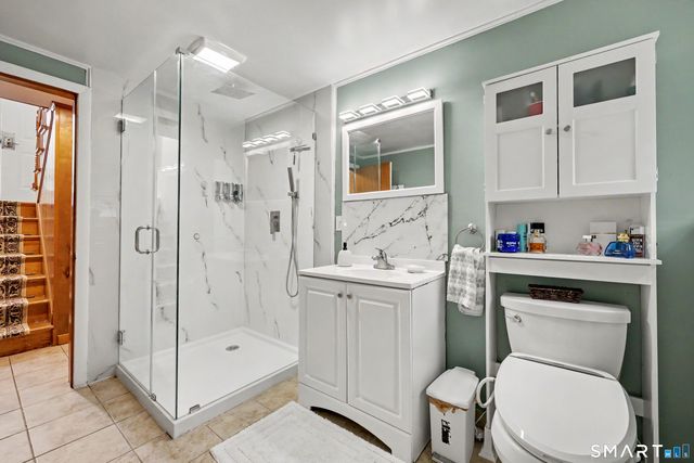 146 Manchester Avenue, Waterbury, CT 06705