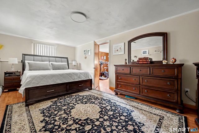 146 Manchester Avenue, Waterbury, CT 06705