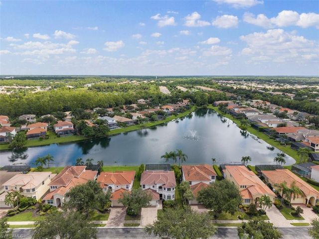 12710 Aviano DR, Naples, FL 34105