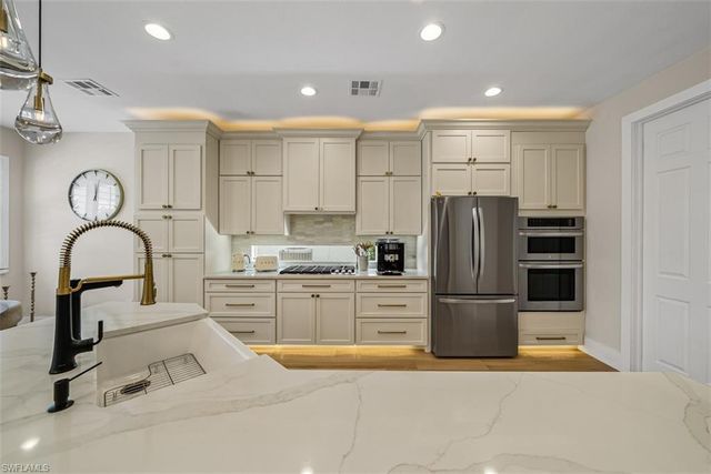 12710 Aviano DR, Naples, FL 34105