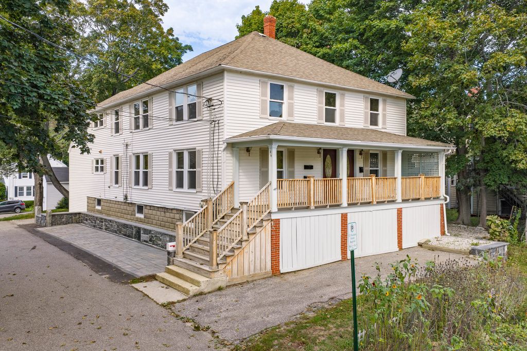 44 Warren Avenue, Cape Elizabeth, ME 04107 — exterior