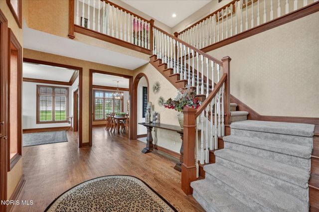 9211 Shadow Brook Drive, Sylvania, OH 43560
