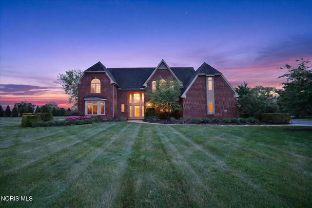 9211 Shadow Brook Drive, Sylvania, OH 43560