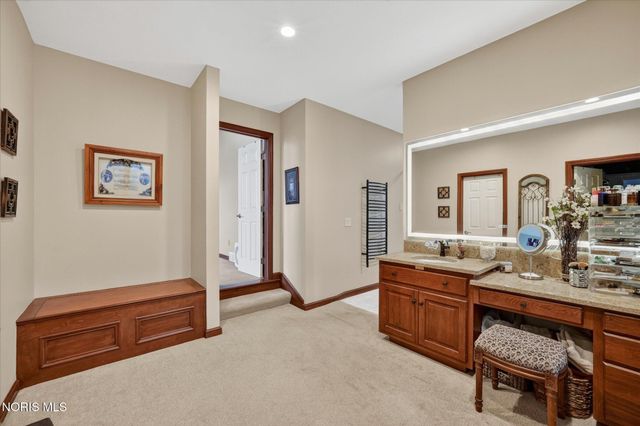 9211 Shadow Brook Drive, Sylvania, OH 43560