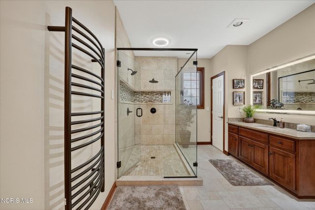 9211 Shadow Brook Drive, Sylvania, OH 43560