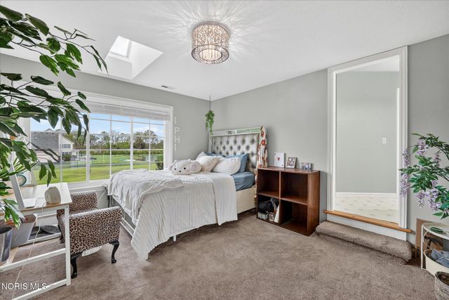 9211 Shadow Brook Drive, Sylvania, OH 43560