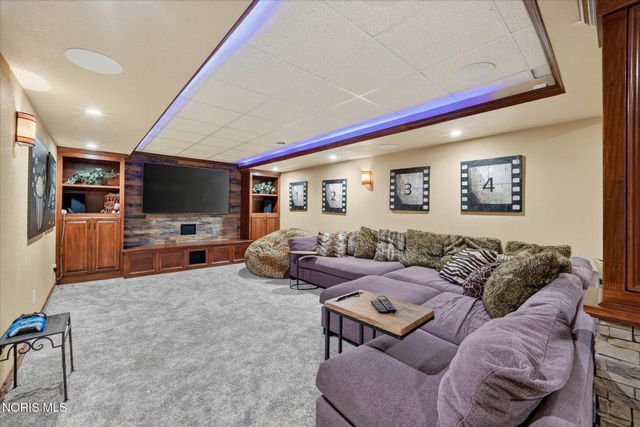 9211 Shadow Brook Drive, Sylvania, OH 43560