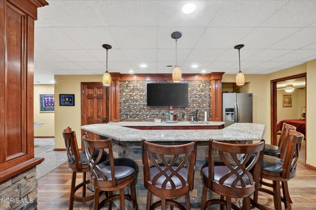 9211 Shadow Brook Drive, Sylvania, OH 43560