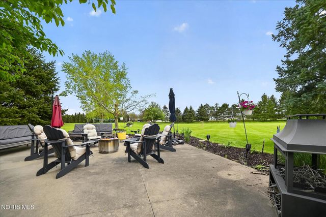 9211 Shadow Brook Drive, Sylvania, OH 43560