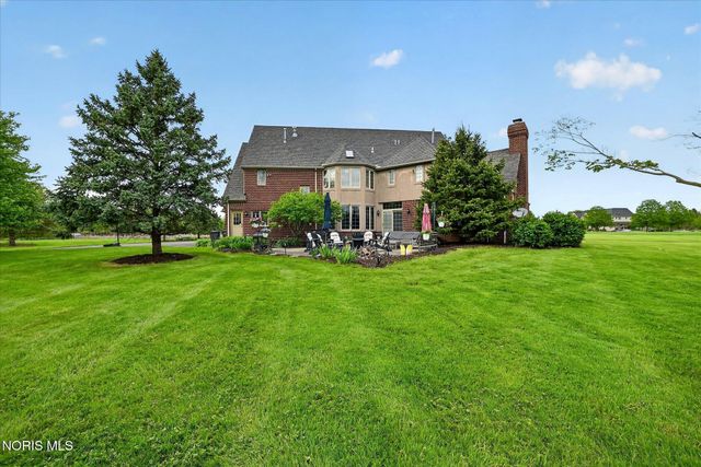 9211 Shadow Brook Drive, Sylvania, OH 43560