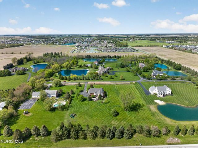 9211 Shadow Brook Drive, Sylvania, OH 43560