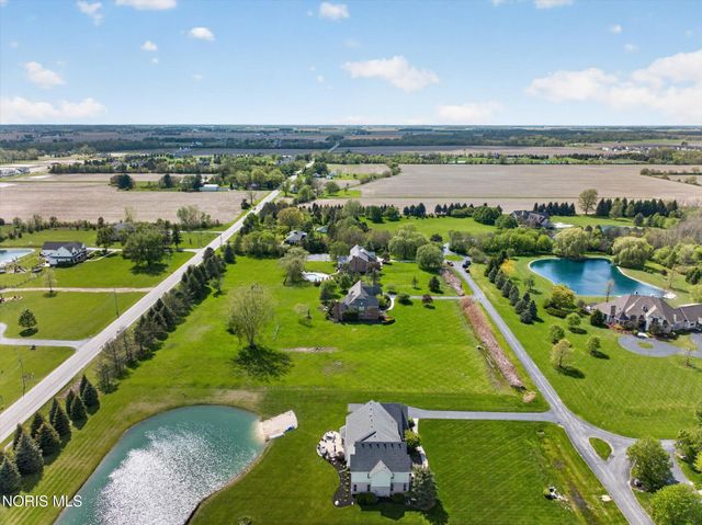 9211 Shadow Brook Drive, Sylvania, OH 43560