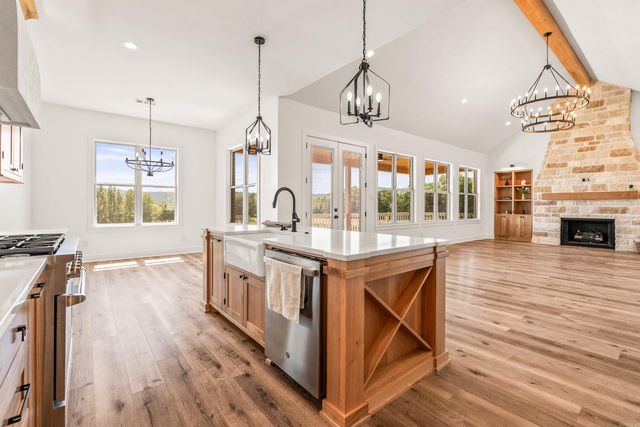 236 Castleberry Road, Greenbrier, AR 72058