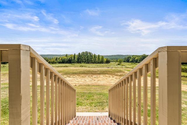 236 Castleberry Road, Greenbrier, AR 72058