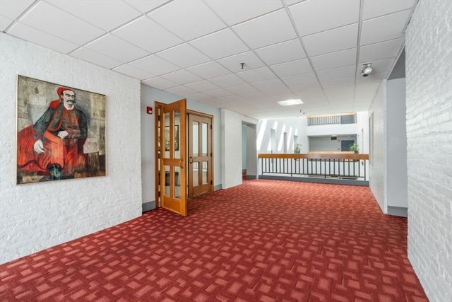 160 Commonwealth 616, Boston, MA 02116