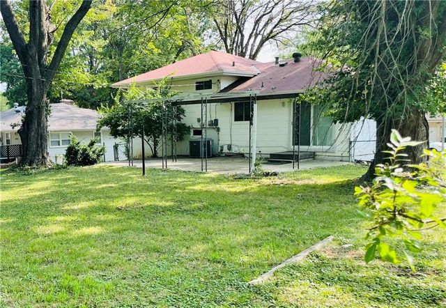 11703 Belmont Avenue, Kansas City, MO 64134