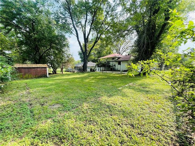 11703 Belmont Avenue, Kansas City, MO 64134