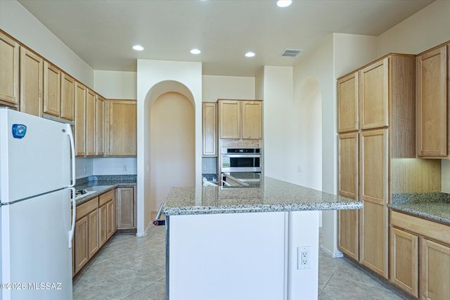 5481 S Acacia Creek Drive, Green Valley, AZ 85622