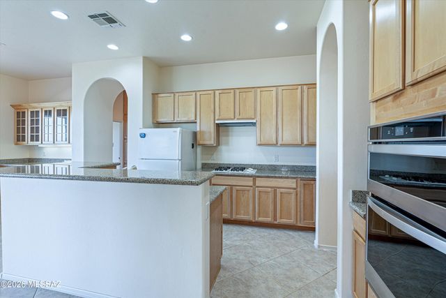 5481 S Acacia Creek Drive, Green Valley, AZ 85622