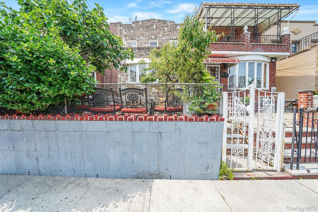 2168 37th Street, Astoria, NY 11105 — exterior