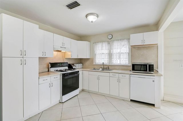 1010 INDIAN BEACH DRIVE, Sarasota, FL 34234