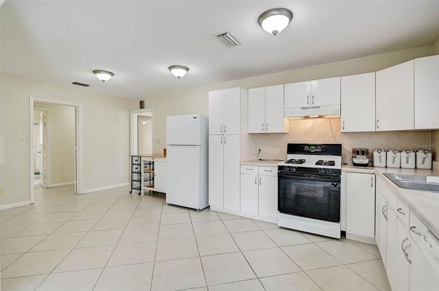 1010 INDIAN BEACH DRIVE, Sarasota, FL 34234