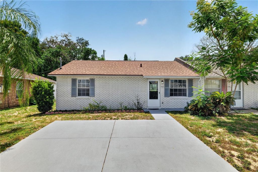 1432 THOUSAND ROSES DRIVE S, Lake Wales, FL 33853