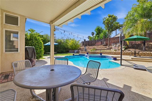 34308 Bella Vista, Yucaipa, CA 92399