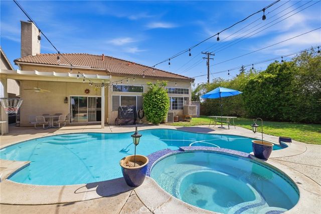 34308 Bella Vista, Yucaipa, CA 92399
