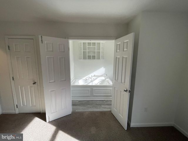 3266 ROSSTOWN RD, Wellsville, PA 17365